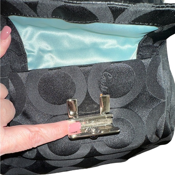 EUC Coach Kristin Black OPTIC Art Sateen Hobo Conv. Bag $378 - Picture 7 of 13